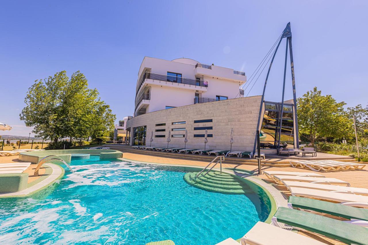 Vital Hotel Nautis การ์ดอนนี ภายนอก รูปภาพ
