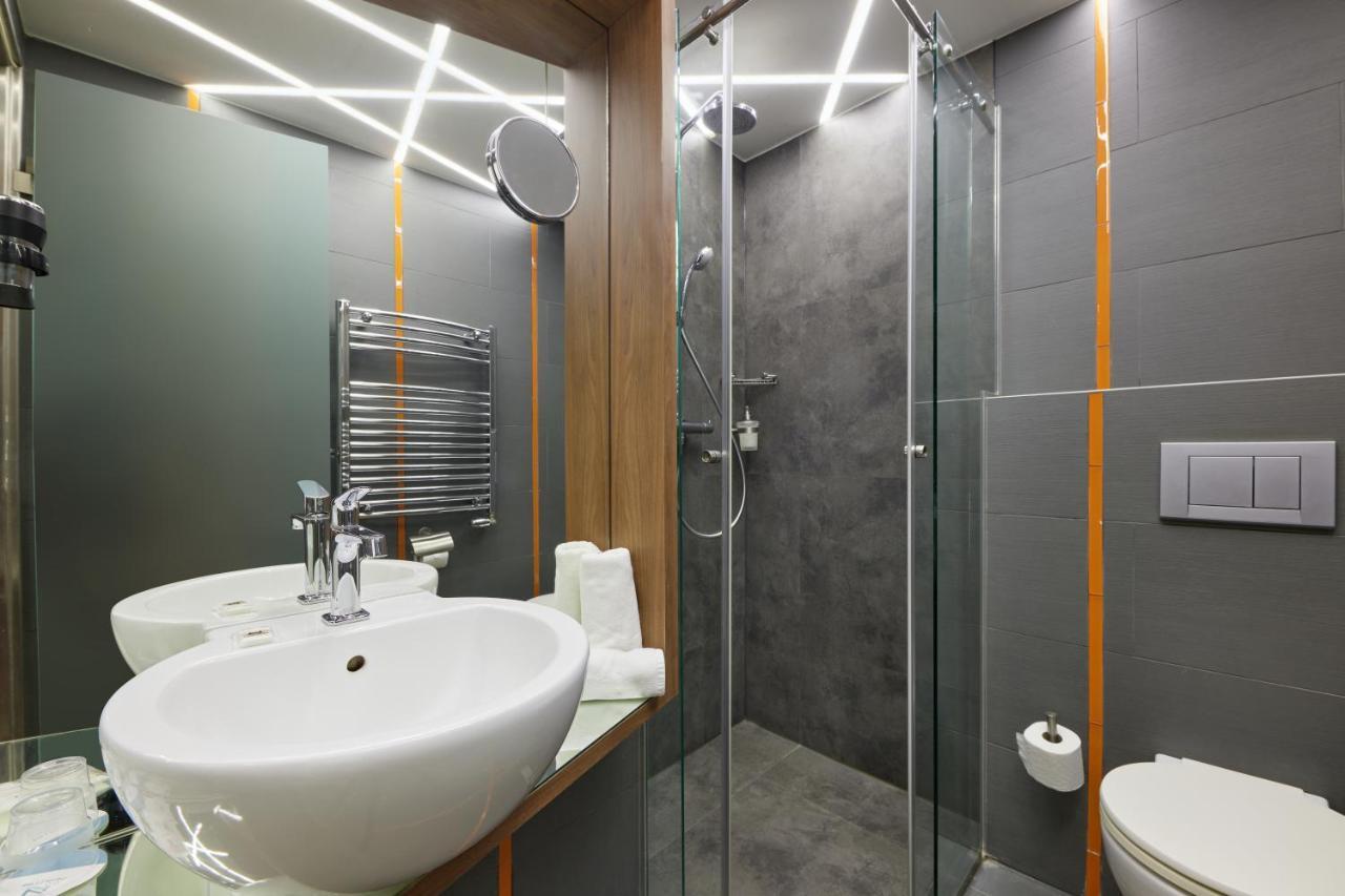 Vital Hotel Nautis การ์ดอนนี ภายนอก รูปภาพ
